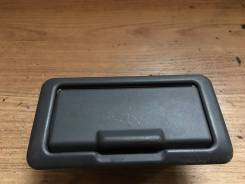 Пепельница. Toyota Hiace Regius, KCH46G, KCH46W, RCH47W Toyota Regius, KCH46, KCH46W, LXH49 Toyota Touring Hiace, KCH46W, RCH47W Двигатели: 1KZTE, 3RZ...