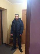 Грузчик.