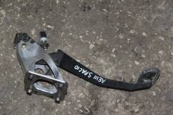 Педаль тормоза. Toyota Corolla Spacio, AE111N, AE111 Двигатель 4AFE