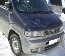 Mazda Bongo Friendee. Mzda Bongo Friendee 4WD