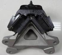 Подушка двигателя / D6CA / FR / LH/RH / HD-500 / HD-1000 / 218117C101 / 218117C100 / Опора передняя