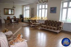 4-комнатная, улица Светланская 85. Центр, 130 кв. м. Комната