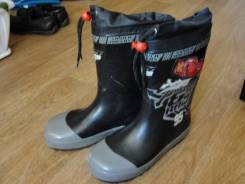 Сапоги резиновые. 32