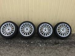 Vossen. 8.5/9.5x18, 5x120.00, ET35/35