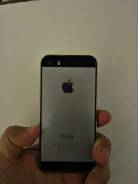 Apple iPhone 5s 32Gb. Б/у