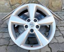 Nissan. 6.5x17, 5x114.30, ET40, ЦО 66,1 мм.