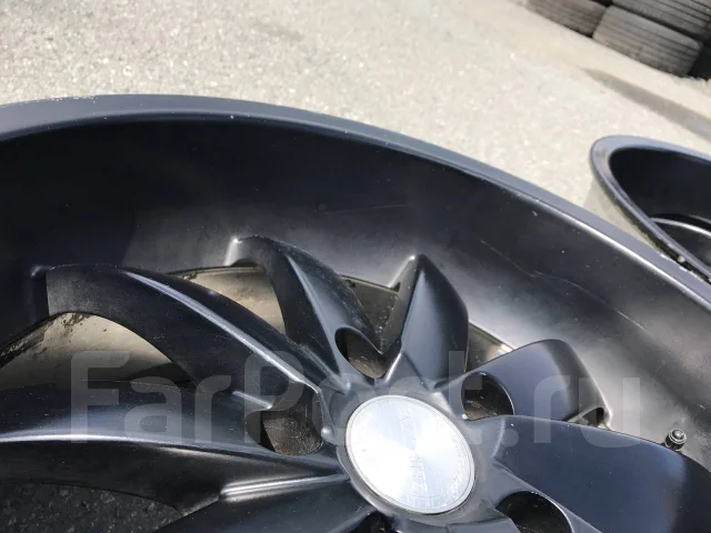 Zeus Line. 8.5/9.5x19", 5x114.3, ET35/38 ����