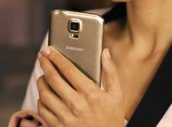 Samsung Galaxy S5 Duos SM-G900FD. Б/у