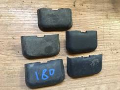 Крышка петли сиденья. Toyota Hiace Regius, RCH47W, RCH41W, KCH46W, KCH40W Toyota Touring Hiace, RCH41W, RCH47W, KCH40W, KCH46W