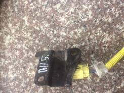 Датчик airbag. Subaru Legacy, BHC, BHE, BEE, BES, BH5, BE5, BH9, BE9 Двигатели: EJ206, EJ208, EJ254, EJ201, EJ202, EZ30D, EJ204