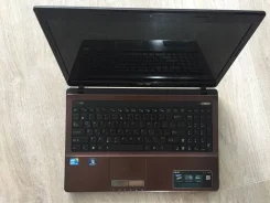 Asus K53E. 15.6", 2,3����, ��� 6 ��, ���� 640���, WiFi, Bluetooth, ����������� �� 2��. ����
