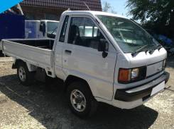 Toyota Lite Ace. 4WD, борт 1 тонна, 1 800 куб. см., 1 000 кг.