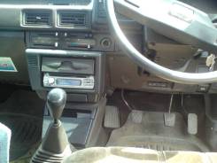 Toyota Corolla. механика, передний, 1.5 (1 500 л.с.), бензин