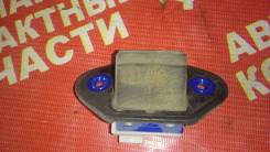 Кнопка открывания багажника. Toyota Allion, ZRT260, NZT260, ZRT261, ZRT265 Toyota Premio, NZT260, ZRT260, ZRT265, ZRT261