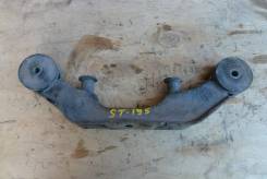 Балка моста. Toyota: Corona, Carina, Caldina, Vista, Camry Двигатели: 3SFE, 2C, 2CT, 3SGE, 3CT