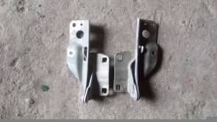 Крепление капота. Nissan Wingroad, VENY11, VEY11, VFY11, VGY11, VHNY11, VY11, WFY11, WHNY11, WHY11, WPY11, WRY11 Nissan AD, VENY11, VEY11, VFY11, VGY1...
