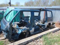 Задняя часть автомобиля. Mitsubishi Delica, P25W, P35W