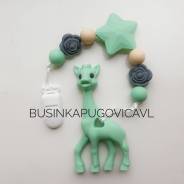Клипсы и боксы для пустышек.
