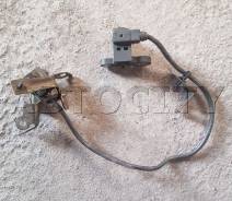 Датчик положения коленвала Mazda J5T151