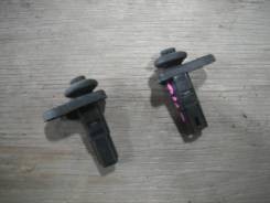 Концевик двери боковой. Mitsubishi: Mirage, Delica Space Gear, Sigma, Legnum, Challenger, Chariot, Pajero Mini, Emeraude, Pajero, Lancer, Pajero Junio...