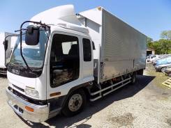 Isuzu Forward. 2001 года, 7 800 куб. см., 5 000 кг.