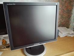 Samsung. 17" (43 см), технология LCD (ЖК)