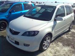Mazda Demio. Без водителя