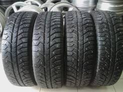 Bridgestone Ice Cruiser 7000. Зимние, шипованные, 2015 год, износ: 5%, 4 шт