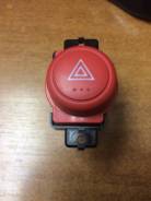 Кнопка включения аварийной сигнализации. Honda Stream, RN2, RN4, RN1, RN3, RN5 Honda Civic, EP3, EU4, EU3, EU1, EU2 Двигатели: D17A2, K20A1, 4EE2, D14...