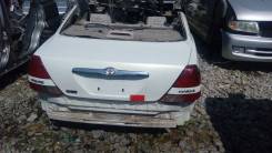 Задняя часть автомобиля. Toyota Mark II, JZX115 Двигатель 1JZGE
