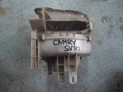 Корпус моторчика печки. Toyota Vista, SV30, VZV33, VZV32, CV30, VZV31, VZV30, SV35, SV32, SV33 Toyota Camry, VZV33, VZV32, SV30, CV30, SV32, VZV31, VZ...