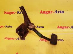 Педаль тормоза. Nissan Sunny, SB15, FNB15, QB15, FB15, B15 Nissan AD, VGY11, WHY11, WHNY11, VY11, WPY11, WFY11, VFY11, VHNY11, VEY11 Nissan Wingroad...