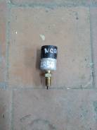 Концевик под педаль тормоза. Toyota Lite Ace Noah, CR40, CR40G, CR41, CR42, CR50, CR50G, CR51, SR40, SR40G, SR50, SR50G Toyota Town Ace Noah, CR40, CR...