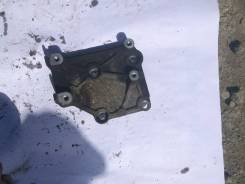 Крепление компрессора кондиционера. Hyundai Trajet Hyundai Sonata, EF Hyundai Santa Fe