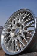 Nissan. 7.0x16, 5x114.30, ET40, ЦО 66,1 мм.