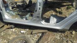 Порог пластиковый. Toyota Corolla Fielder, NZE141G, ZRE144, ZRE144G, ZRE142, ZRE142G, NZE141, NZE144, NZE144G Toyota Corolla Axio, NZE141, ZRE144, NZE...