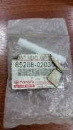 Форсунка омывателя. Toyota Corolla, ZZE120, ZZE121, ZZE123, CDE120, NDE120 Toyota Corolla Verso, ZNR10, ZNR11, CUR10, AUR10 Toyota Avensis, ZZT251, AD...