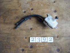 Бачок для тормозной жидкости. Mitsubishi Delica, P01V, P02T, P02V, P03V, P03W, P04W, P05T, P05V, P05W, P06V, P07V, P12V, P13T, P13V, P15T, P15V, P17V...