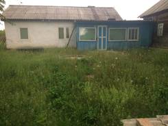 Продам деревяный дом с участком 70 соток, недалеко от о. Ханка. Хорольский р-н, с. Сиваковка, ул. Набережная, д.15, р-н Хорольский р-н, площадь дома 4...