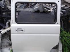 Направляющая стекла. Honda Stepwgn, RF3
