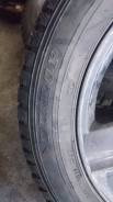 Dunlop SP Winter. Зимние, шипованные, износ: 10%, 2 шт