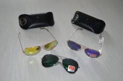 Очки Ray-Ban.