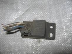 Реле фар. Toyota: Corolla, GS300, RAV4, Picnic Verso, Camry Gracia, Hiace, Hilux, Land Cruiser, Celica, Land Cruiser Prado, Camry, Avalon, Avensis Ver...