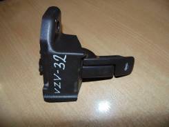 Ручка открывания багажника. Toyota Camry Prominent, VZV31, VZV32, VZV33 Двигатели: 1VZFE, 4VZFE