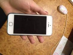 Apple iPhone 5s 32Gb. Б/у