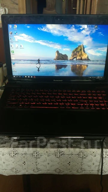 Lenovo IdeaPad Y510p. 15.6", 2,7����, ��� 8 ��, ���� 1 000���, WiFi: 1, Bluetooth: 1, ����������� �� 2��. ����