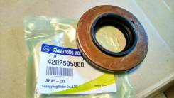 Сальник хвостовика заднего редуктора (4202505000, 4202503080) на SsangYong Stavic / Оригинал