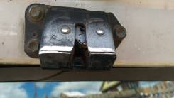 Замок крышки багажника. Toyota Allex, ZZE123, NZE121, ZZE124, NZE124, ZZE122 Toyota Corolla Runx, ZZE123, ZZE124, NZE121, NZE124, ZZE122