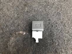 Ручка открывания капота. Toyota: Allex, Prius a, Vitz, Corolla Axio, Voxy, Echo, Noah, Corolla, Innova, Previa, Raum, Hilux, Estima, Yaris, Prius v, T...