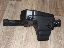 Корпус воздушного фильтра. Toyota: Prius a, Auris, Prius v, Prius, Corolla Двигатели: 2ZRFXE, 5ZRFXE